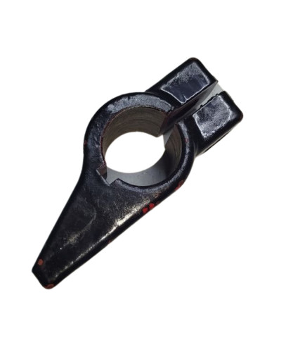 Важіль вилки робочого гальма(вир-во Білорусь,МТЗ)