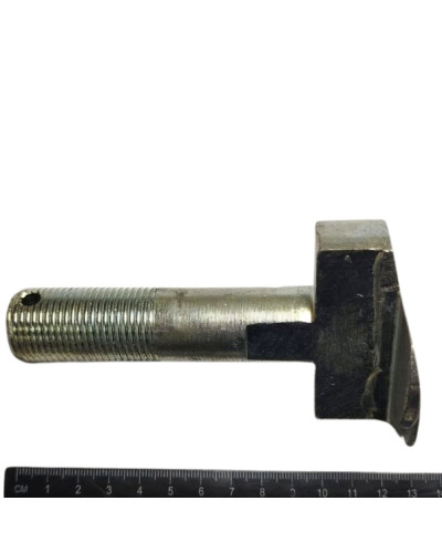 Болт скобы тяги центральной навески (закаленный) (пр-во Украина)