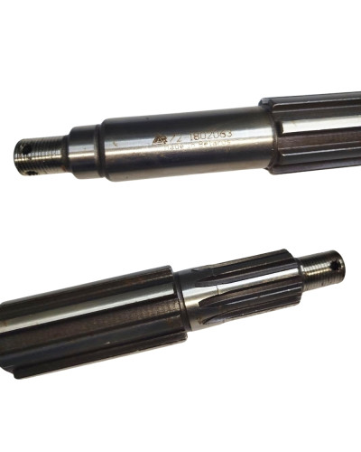 Вал роздаточної коробки МТЗ-82,892,920(вир-во Білорусь,БЗТДіА)