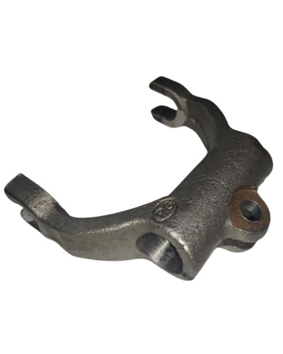 Вилка вимикання зчеплення МТЗ-1025,1221,1523,2022(аналог)