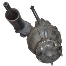 Редуктор лівий(5 шпильок)(вир-во Білорусь,МТЗ)