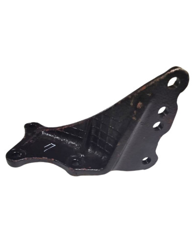 Кронштейн правий(навіска з гідропідіймачем)(вир-во Білорусь,МТЗ)