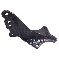 Кронштейн правий(навіска з гідропідіймачем)(вир-во Білорусь,МТЗ)