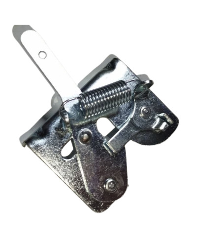 Замок капота