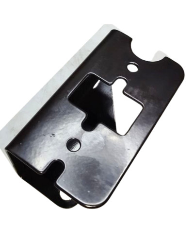 Кронштейн кабіни лівий(вир-во Білорусь,МТЗ)