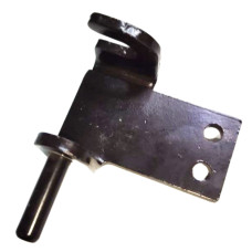 Кронштейн боковины капота правый МТЗ-892,920,950(пр-во Беларусь,МТЗ)