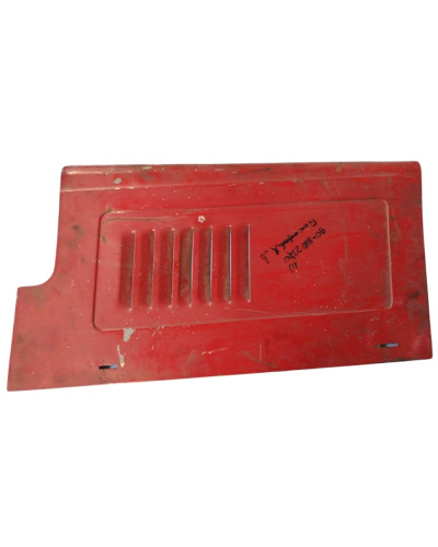 Боковина капота задня ліва МТЗ-892-950(вир-во Білорусь,МТЗ)