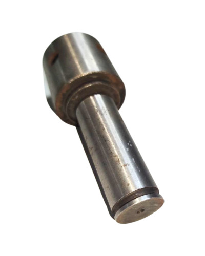 Валик приводу НШ Т-25 25,22,105