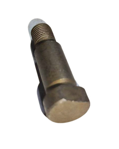 Болт маховика