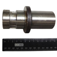 Палец промежуточной шестерни