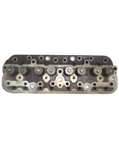 Головка блока с клапанами