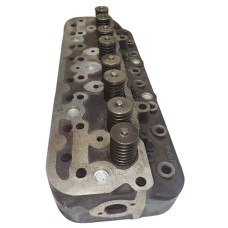 Головка блока с клапанами
