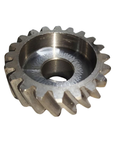 Шестерня привода масляного насоса