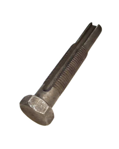 Болт упорного диску зчеплення