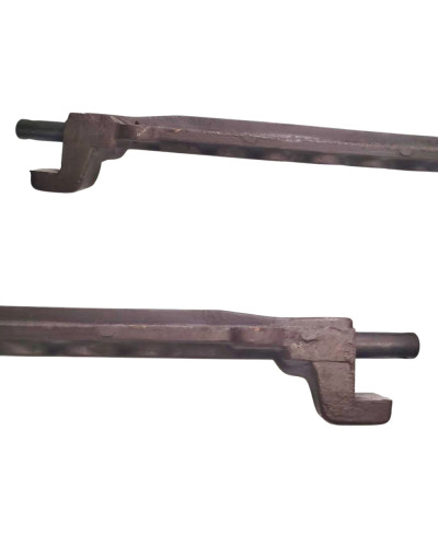 Поперечина причіпного пристрою