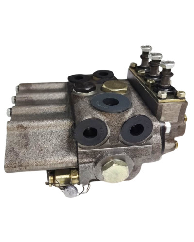 Гідророзподільник(з гідрозамком)(вир-во Білорусь,ТМ"Салео")