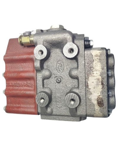 Гідророзподільник(з гідрозамком)(на трактор з силовим регулятором)(вир-во Білорусь,ТМ"Салео")