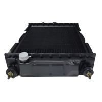 Радіатор водяний металевий з металічними бачками(вир-во Польща,AGH)