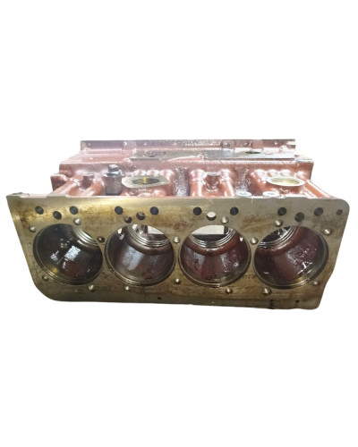 Блок циліндрів МТЗ-245-06(МТЗ-1025)(3втулки)(вир-во Білорусь,ММЗ) Блок циліндрів МТЗ-245-06(МТЗ-1025)(3втулки)(вир-во Білорусь,ММЗ)