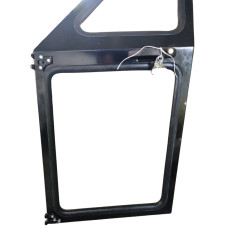 Двері ліві  УК в зборі(вир-во Білорусь,МТЗ)