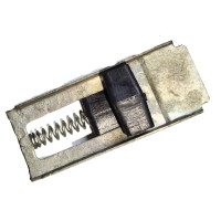 Засувка боковини капота