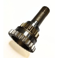 Вал приводу ВОМ ведучий(L=230мм) МТЗ-1025.1221(вир-во Білорусь,МТЗ)