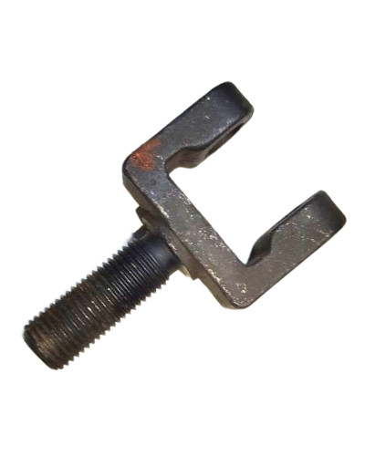 Вилка віджимного важіля м.зч.Т-150 з гайкою