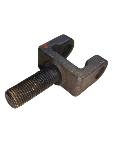 Вилка віджимного важіля м.зч.Т-150 з гайкою