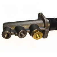 Циліндр зчеплення,гальма головний МТЗ-921,1523,2022,3022,3522