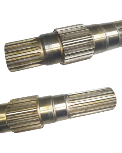 Вал правий МТЗ-1522/1523(вир-во Білорусь,МТЗ)