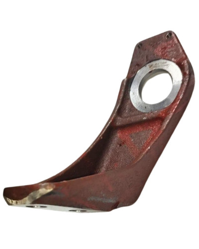 Кронштейн кабіни лівий (з отвором)(вир-во Білорусь,ВЗТЗЧ)