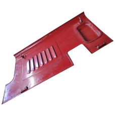 Боковина капота задня права МТЗ-892-950(вир-во Білорусь,МТЗ)