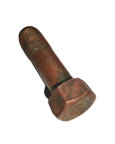 Болт шатуна