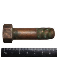 Болт шатуна