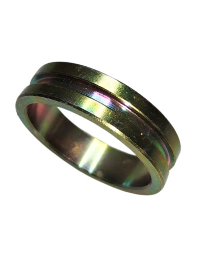 Гніздо сальника Т-25