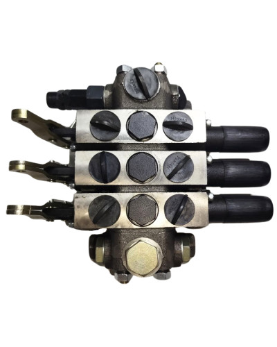 Розподільник (3х-секційний)(вир-во Білорусь,ТМ"Салео")