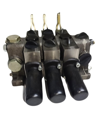 Розподільник (3х-секційний)(вир-во Білорусь,ТМ"Салео")