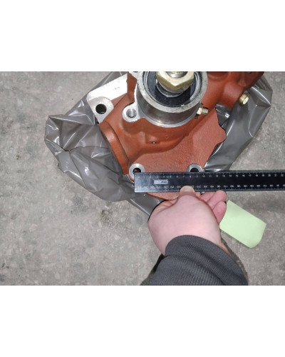 Насос водяний Д-262.S2.Д-263.1(ХТЗ-17221)(вир-во Білорусь,БЗА)  (відстань між отворами-85мм)