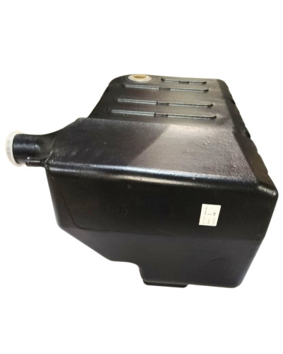 Бак паливний правий без горловини МТЗ-80,892(пластмасовий)(вир-во Білорусь)