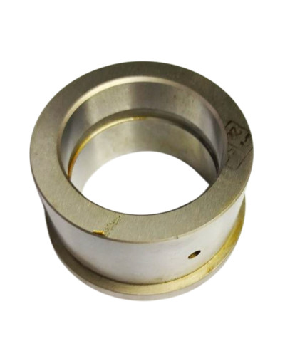 Втулка вала первинного(з буртом) МТЗ-1523,2022(вир-во Білорусь,МТЗ)