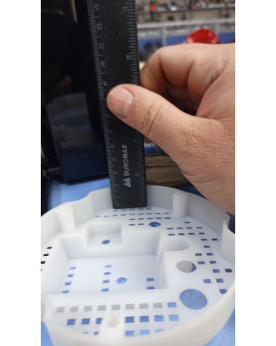 Кришка задня генератора пластмасова