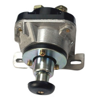 Вимикач маси 50А, 12-24В ручний 2-х контактний(аналог)