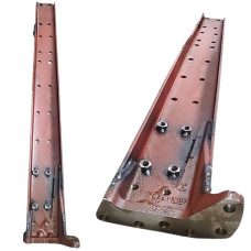 Лонжерон лівий(вир-во Білорусь,МТЗ)