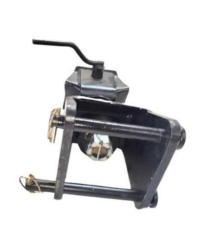 Пристрій буксирний МТЗ-80,982,920