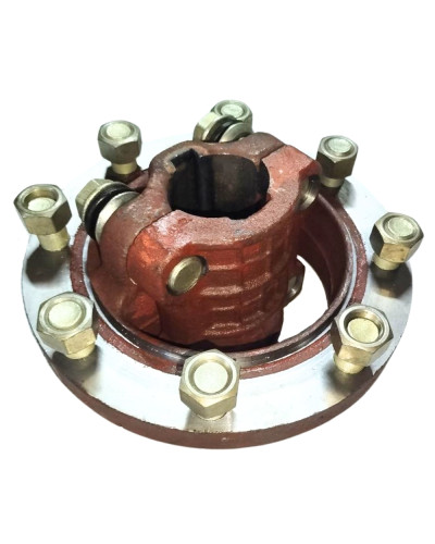 Маточина заднього колеса в зборі (болт,гайка) (вир-во Білорусь,САЗ)