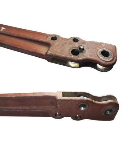 Тяга права МТЗ-1025 (вир-во Білорусь,САЗ)