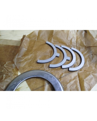 Вал колінчатий (з вкладишами і шестернею)Д-240,Д-243(вир-во Білорусь,ММЗ) Вал колінчатий (з вкладишами і шестернею)Д-240,Д-243(вир-во Білорусь,ММЗ)