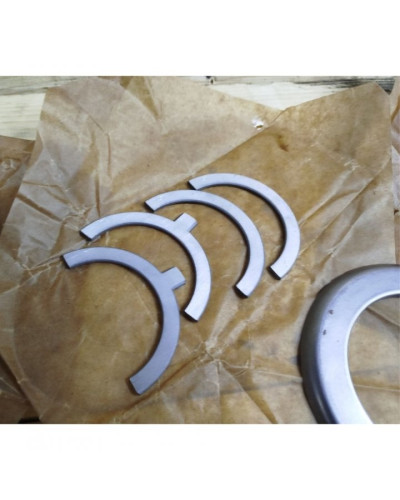 Вал колінчатий з вкладишами Д 245.12,245.5 (шліц.12 )тракторний(вир-во Білорусь,ММЗ) Вал колінчатий з вкладишами Д 245.12,245.5 (шліц.12 )тракторний(вир-во Білорусь,ММЗ)