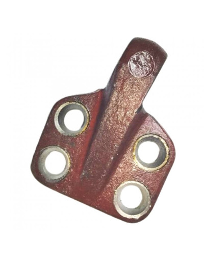 Кронштейн правий МТЗ-1221(вир-во Білорусь,ВЗТЗЧ)